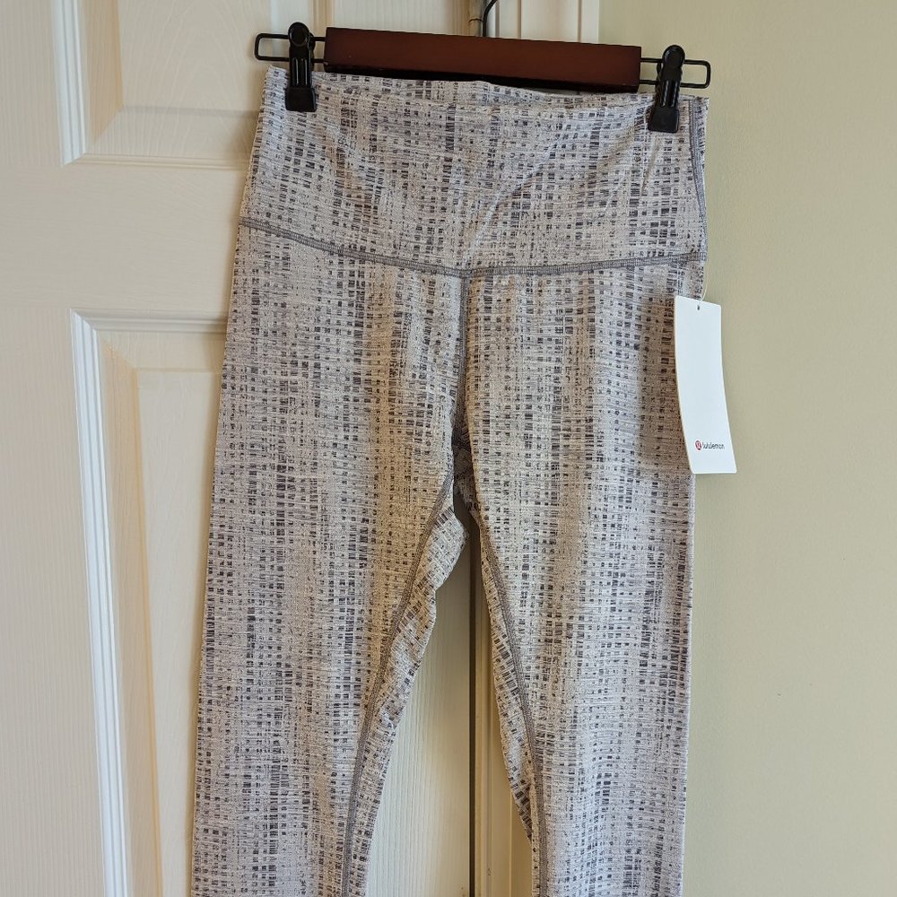 Wunder Under HR Tights 25" (Brand New)